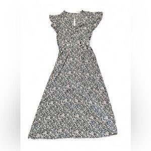 Sienna Sky Floral Black and White Waist Slimming with Button Accents Dress Sz XS